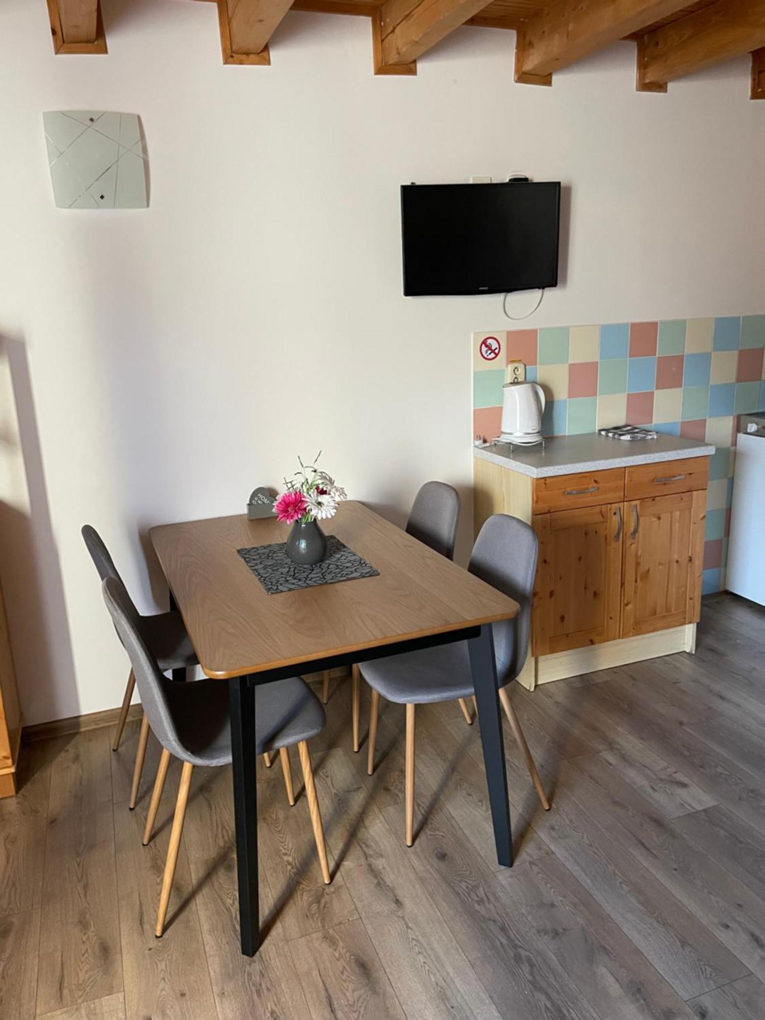 Aquarelax Liptov Tatralandia Apartman Lipótszentmiklós Kültér fotó