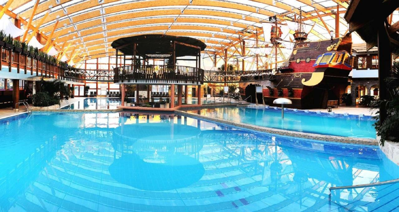 Aquarelax Liptov Tatralandia Apartman Lipótszentmiklós Kültér fotó